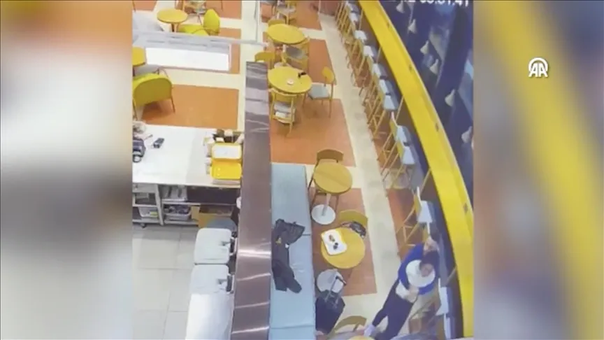 Heimlich maneuver rescues woman who choked on food at Istanbul Airport